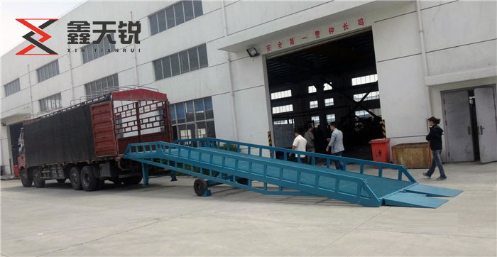 阳江移动式登车桥